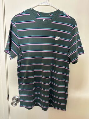 Nike Short-Sleeve Striped Crew Tee in Dark Green, Pink & Teal